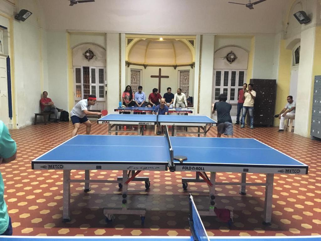 ホテル Ymca Colaba ムンバイ エクステリア 写真